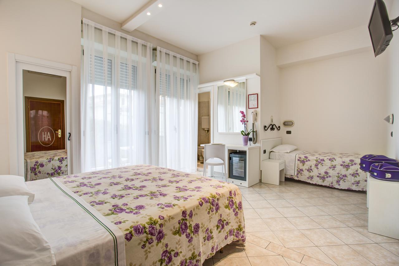 Ancora Hotel & Residence Cattolica Ngoại thất bức ảnh